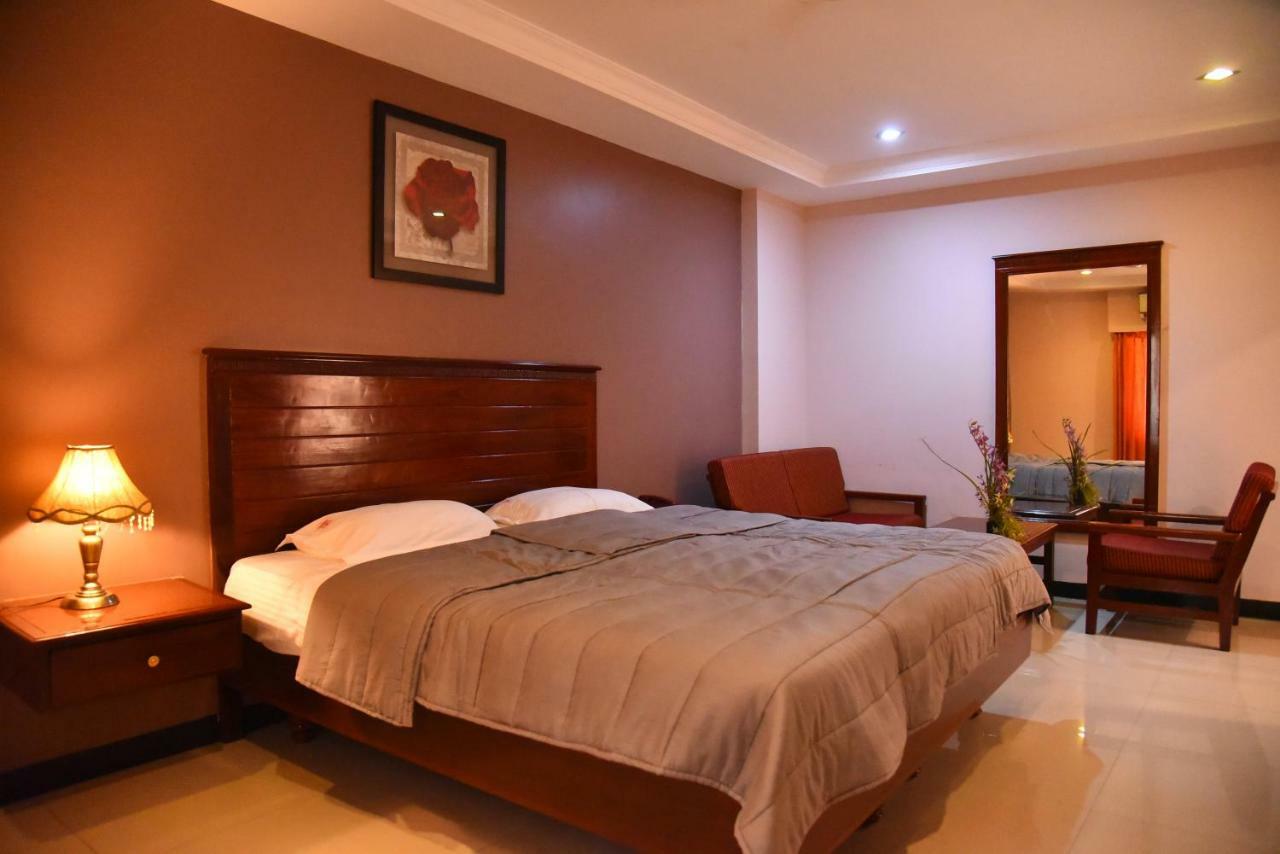 Subhalakshmi Palace Hotel Karaikkudi